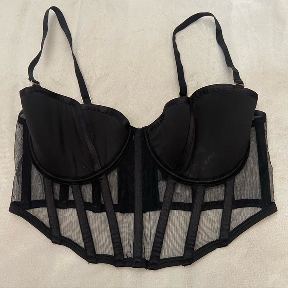 New! Bluebella Donna Black Mesh Bustier corset boning 1855 - Picture 4 of 10